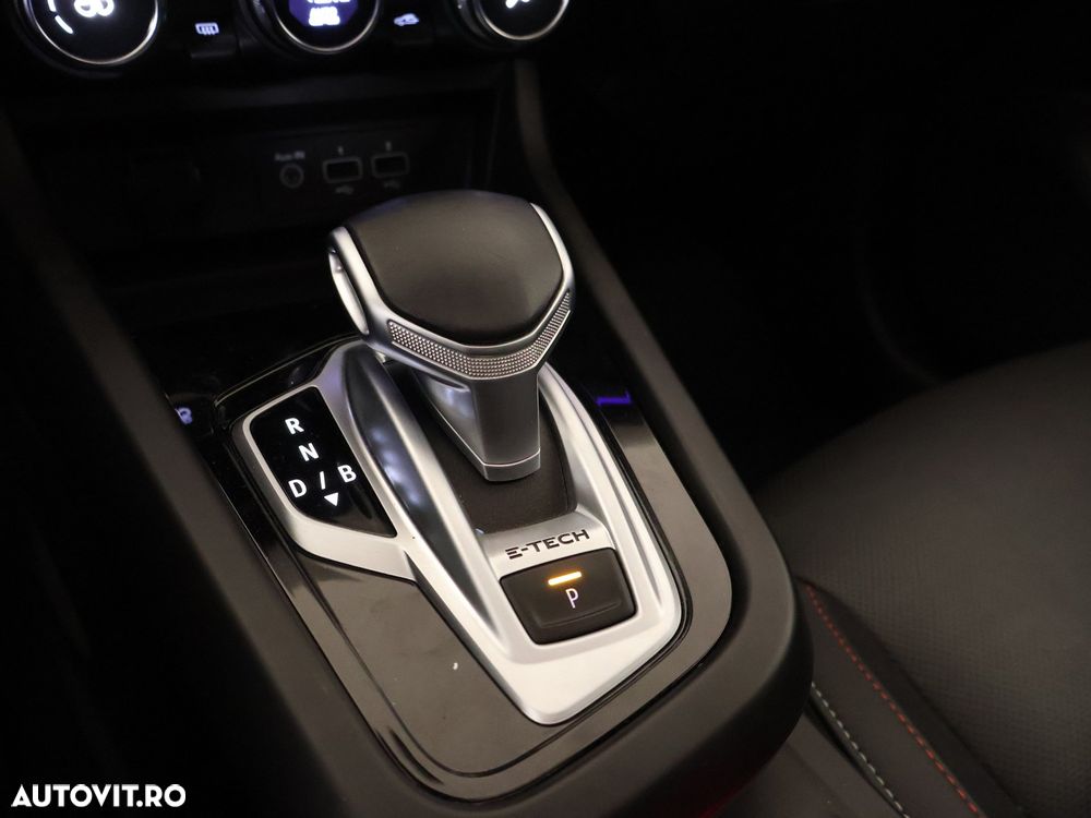 Renault Arkana E-TECH Hybrid RS Line - 7