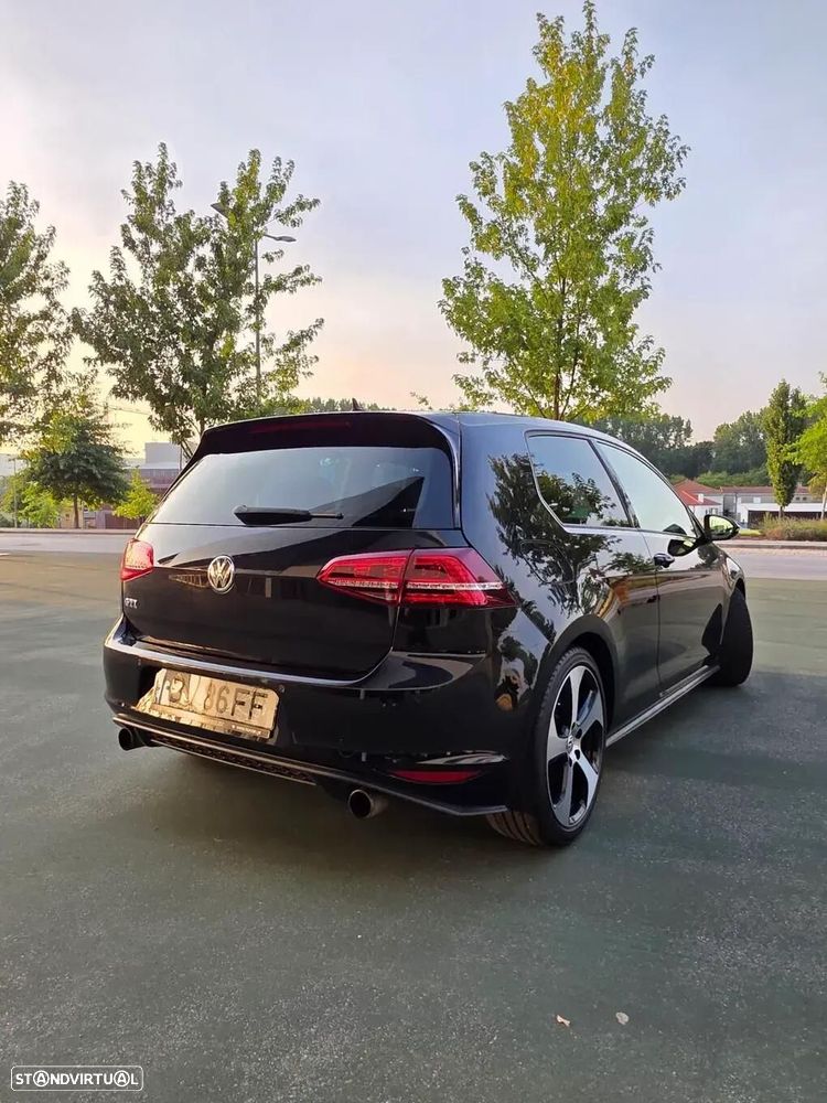 VW Golf 2.0 TSi GTi - 5