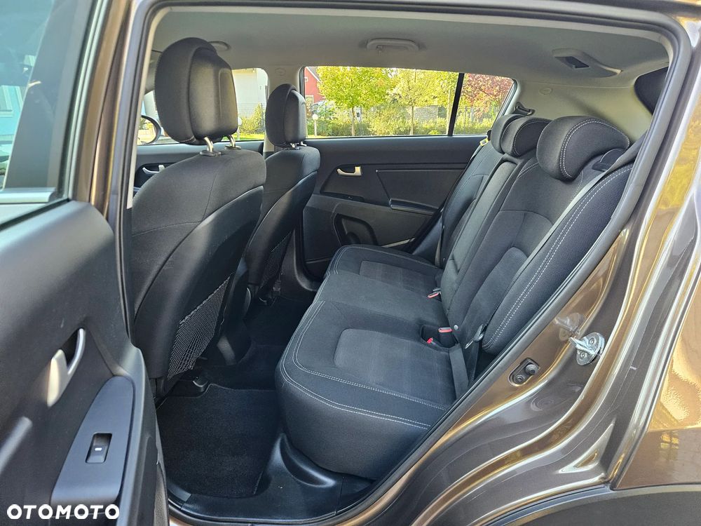 Kia Sportage - 16