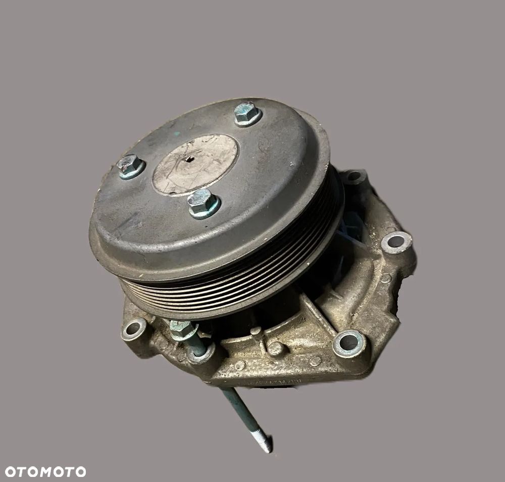 POMPA WODY MAN TGX  D3876 LF 01 - 1