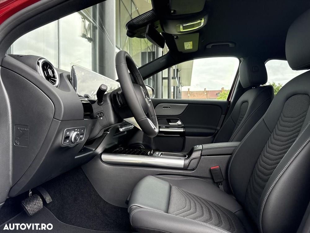 Mercedes-Benz GLA - 14