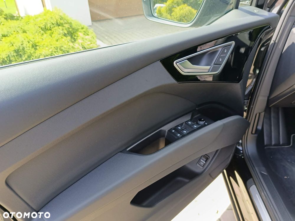 Audi Q4 e-tron 45 82kWh S Line - 27