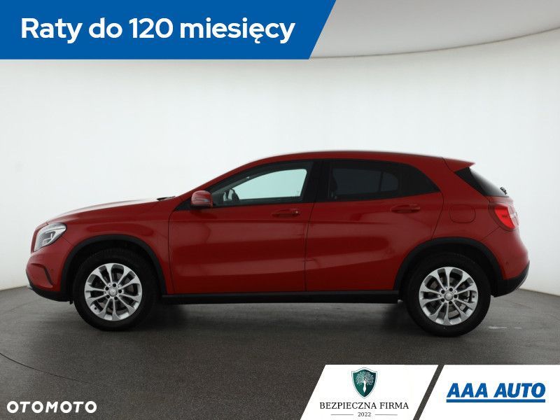 Mercedes-Benz GLA - 3