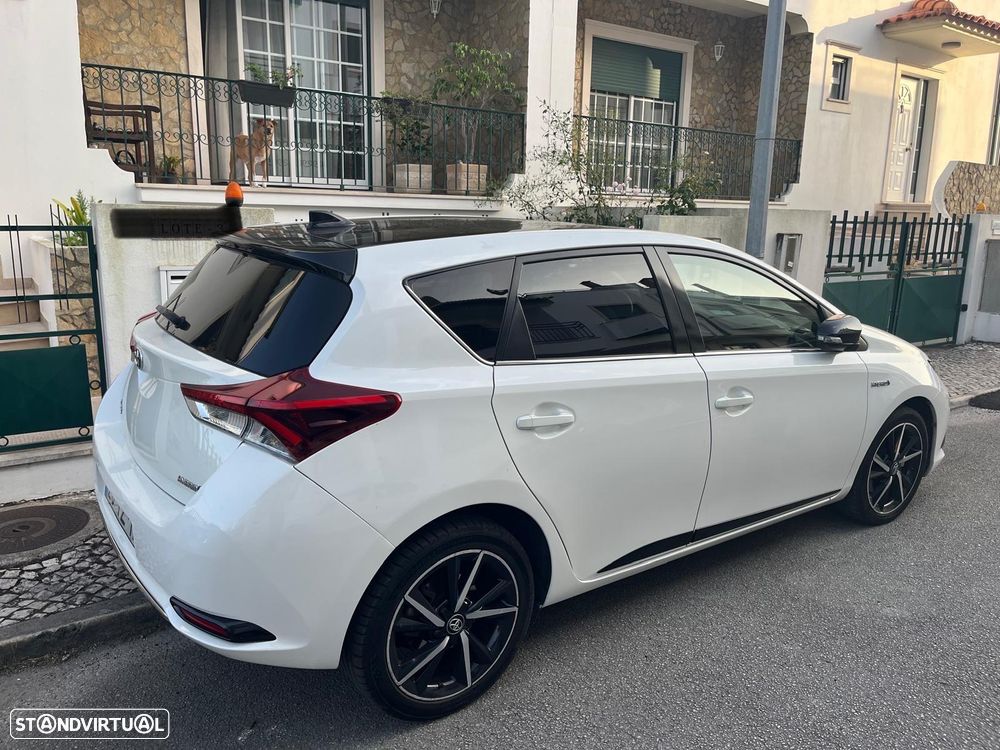 Toyota Auris 1.8 HSD Comfort - 8