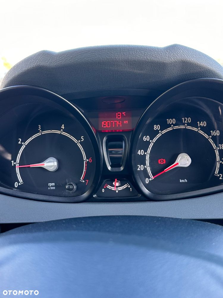 Ford Fiesta 1.6 Sport - 11