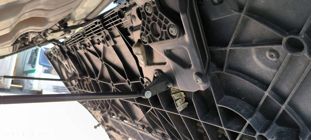 MASKA IVECO STRALIS AS440ST/P LNG - 6