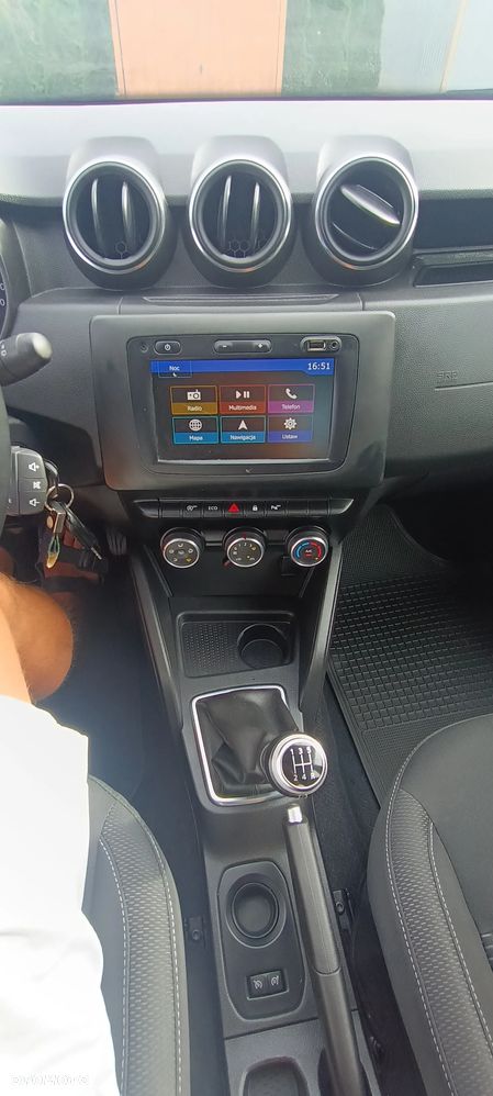 Dacia Duster 1.6 SCe Prestige - 34