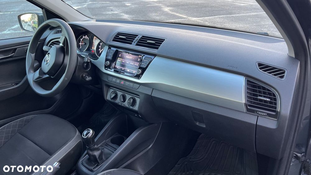 Skoda Fabia 1.0 TSI Ambition - 10