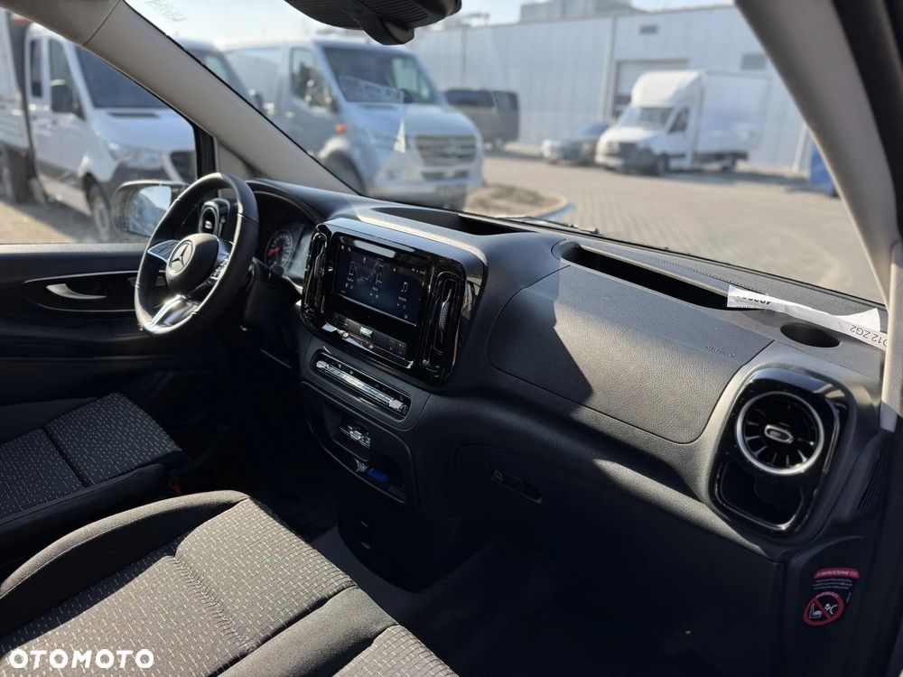 Mercedes-Benz Vito - 11