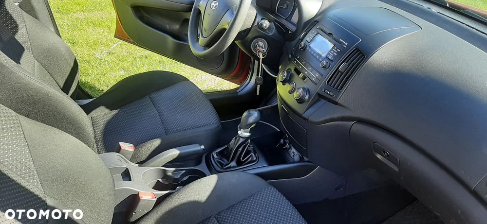 Hyundai i30 1.4 Edition 20 - 23