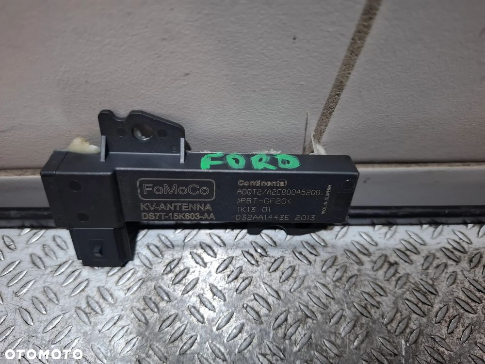 Wzmacniacz moduł anteny sterownik Ford Tourneo Connect Mk2 lift 2021 rok nr DS7T15K603AA - 1