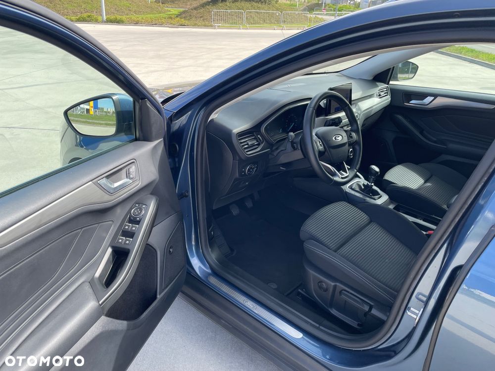 Ford Focus 1.0 EcoBoost STart-Stopp-System TITANIUM - 13