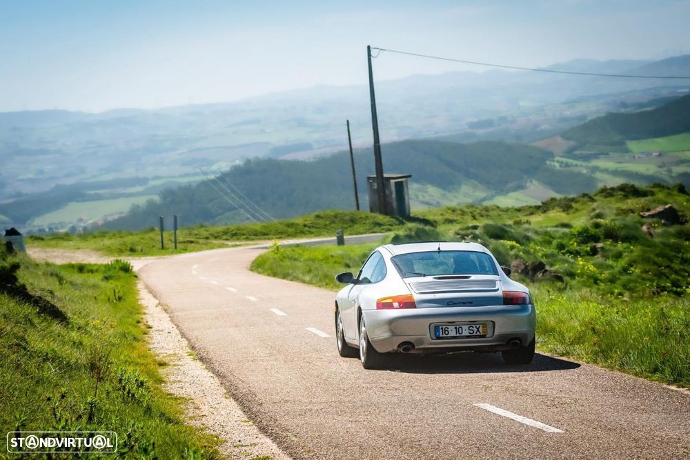 Porsche 911 Série F - 5