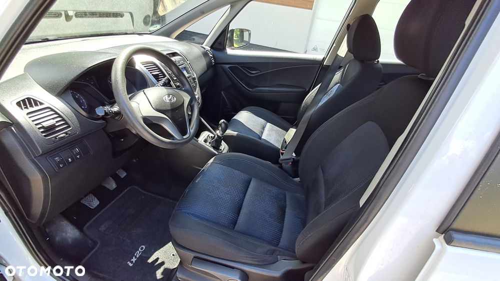 Kia Venga 1.6 CVVT Dream Team Edition - 6