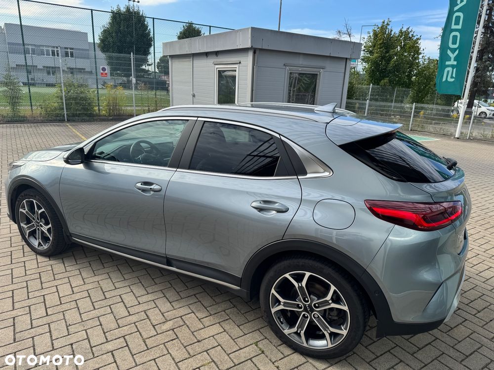 Kia XCeed - 4