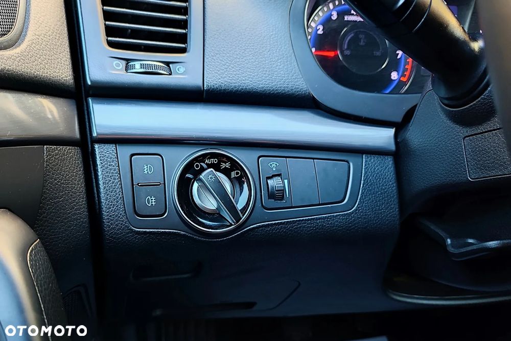 Hyundai i40 i40cw 1.6 Fifa World Cup Edition - 12