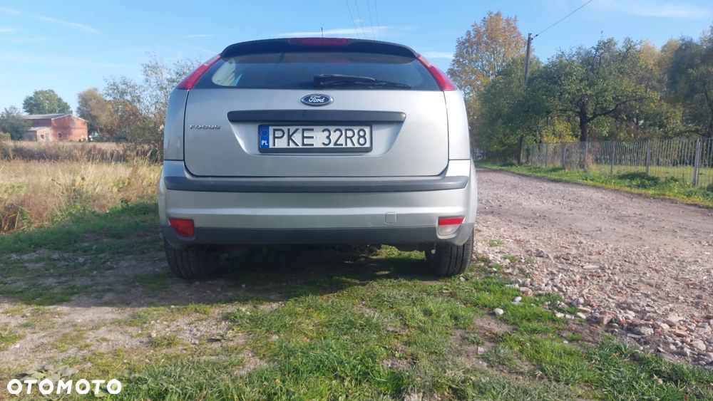 Ford Focus 1.6 16V Titanium - 13