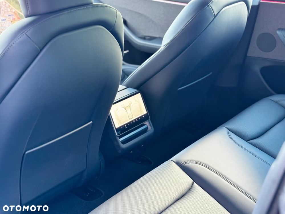Tesla Model 3 Langstreckenbatterie Allradantrieb Dual Motor - 13