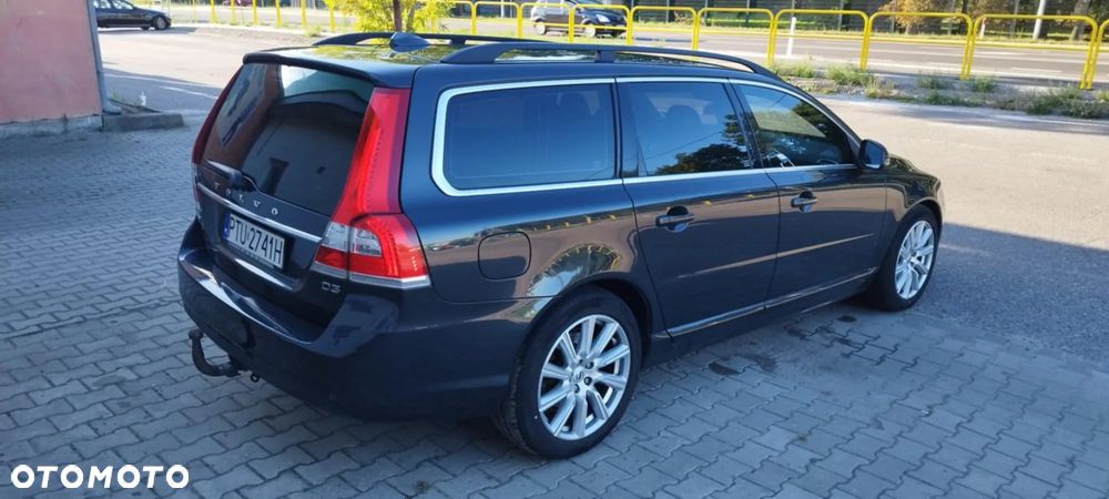 Volvo V70 D3 Geartronic Momentum - 6