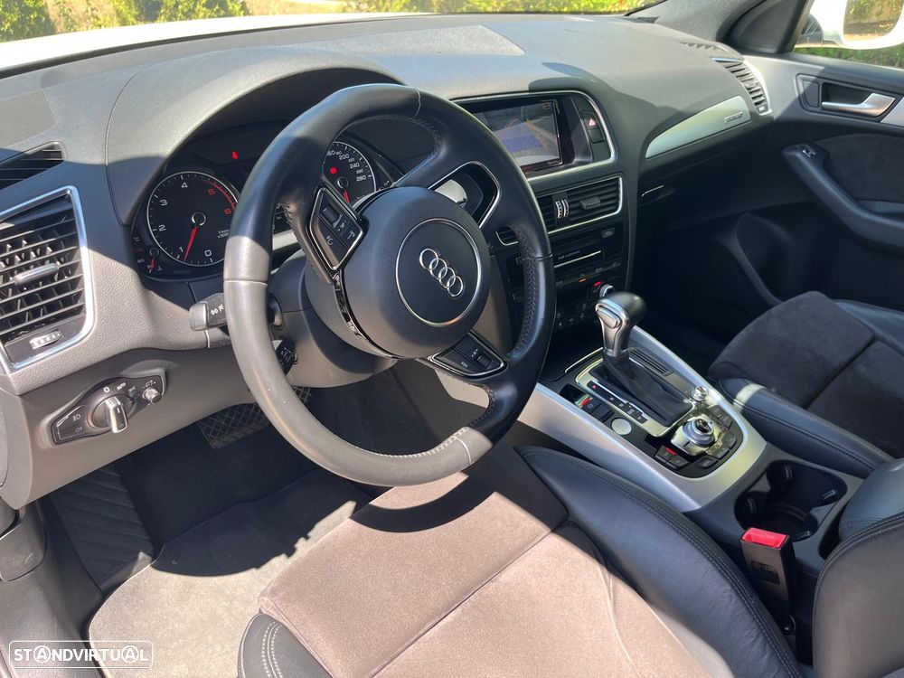 Audi Q5 2.0 TDI quattro S-line S-tronic - 12