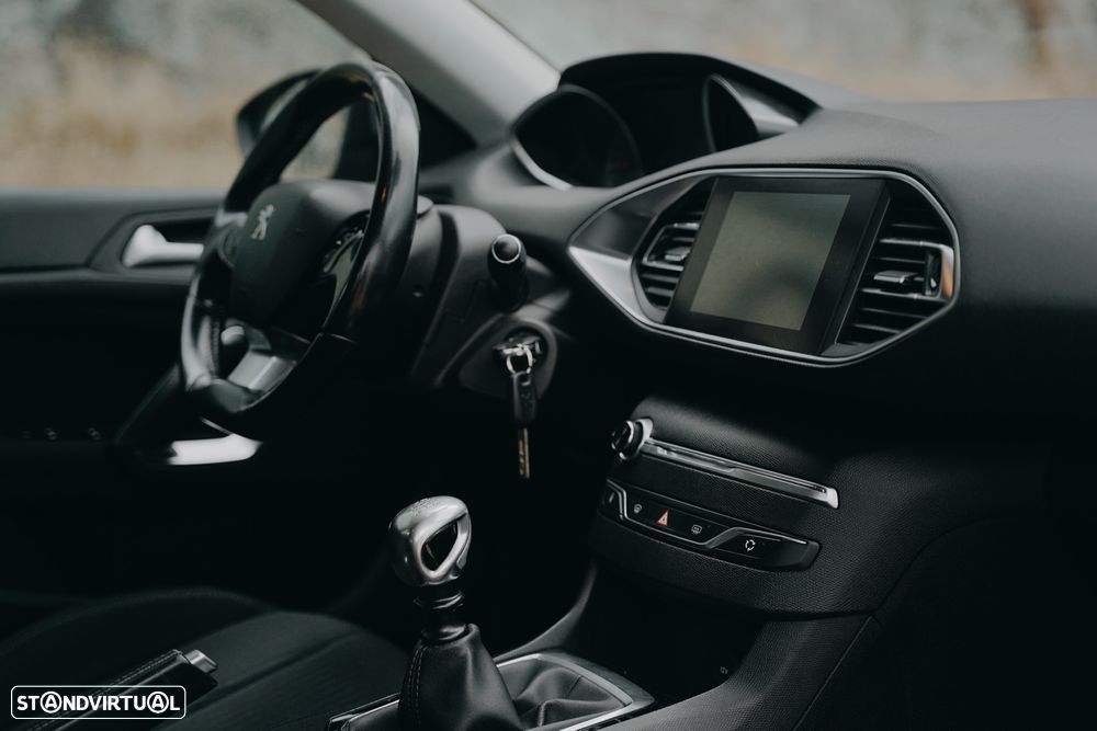 Peugeot 308 SW 1.6 BlueHDi Active - 22