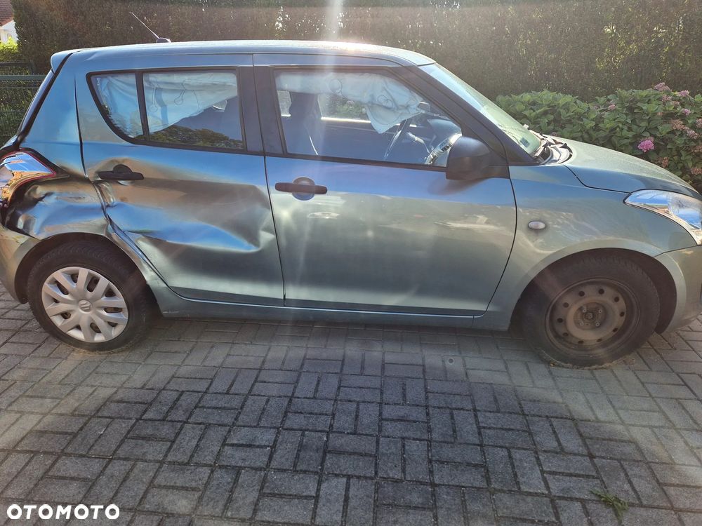 Suzuki Swift 1.2 Club - 13