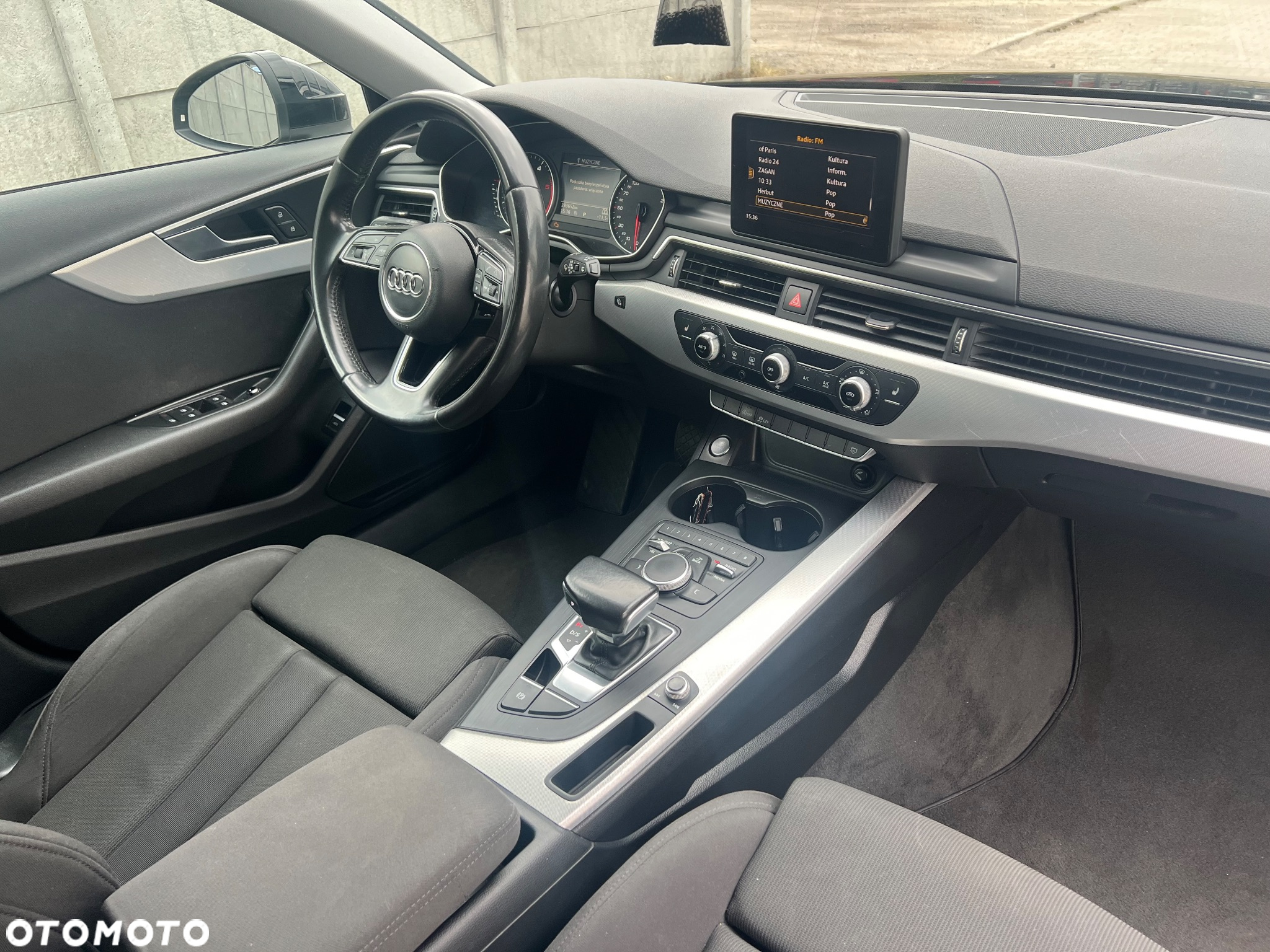 Audi A4 Avant 2.0 TDI S tronic - 16