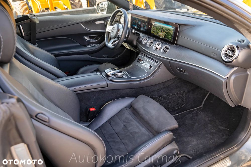 Mercedes-Benz Klasa E 200 4-Matic 9G-TRONIC - 14