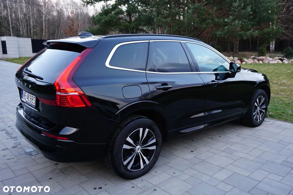 Volvo XC 60 B5 B AWD Momentum Pro - 14
