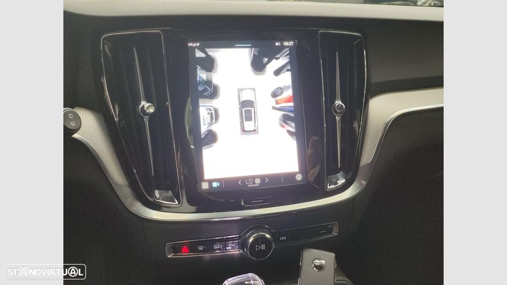 Volvo V60 2.0 T6 AWD TE Plus Dark - 23