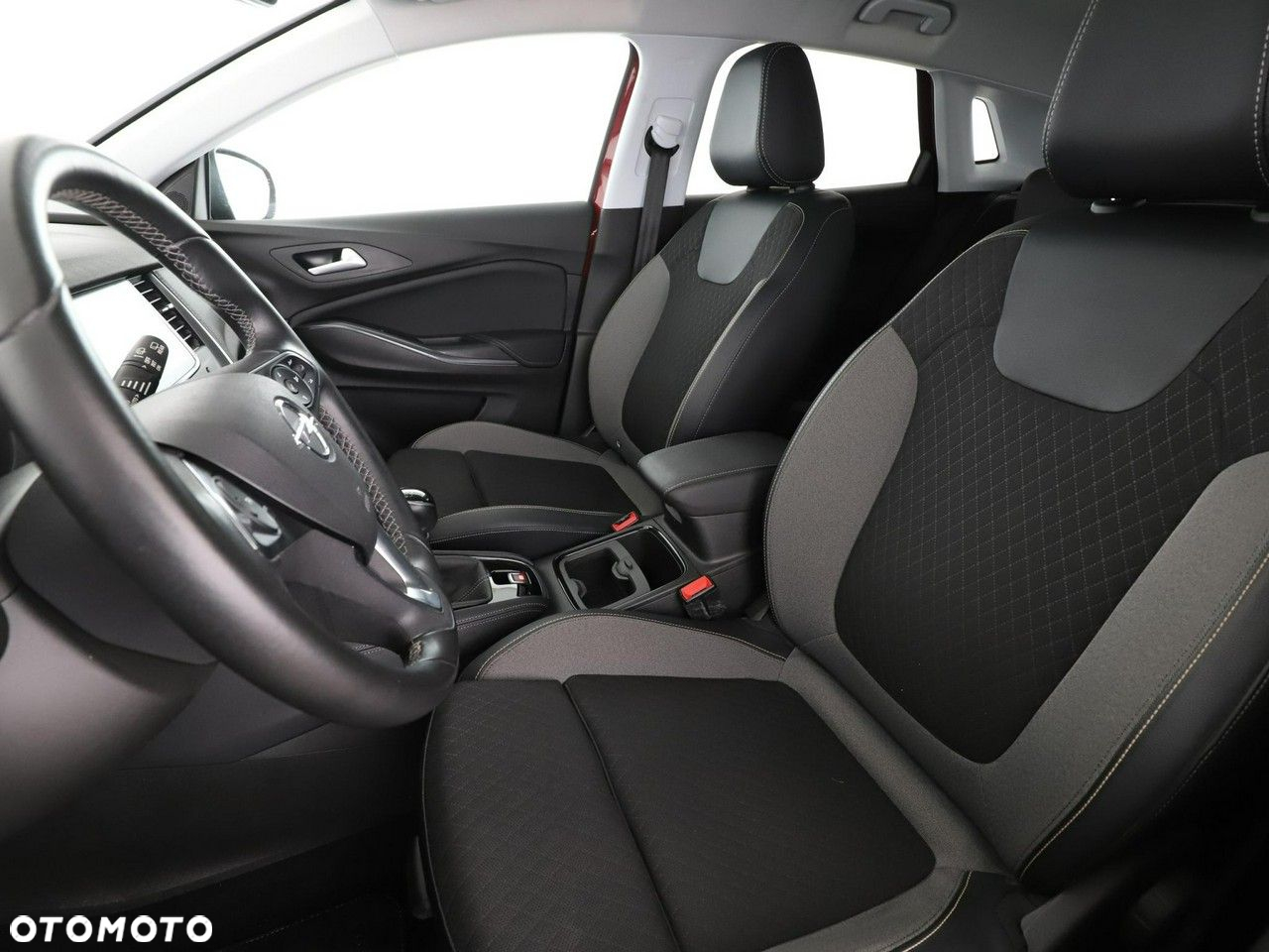 Opel Grandland X 1.2 T GPF Design Line S&S - 13