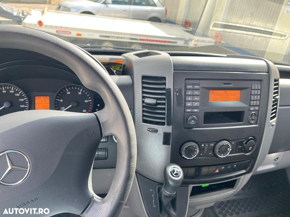 Mercedes-Benz Sprinter - 7