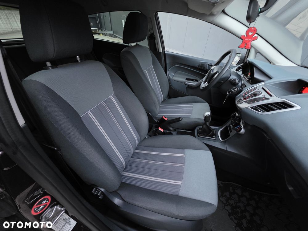 Ford Fiesta 1.25 Viva - 23