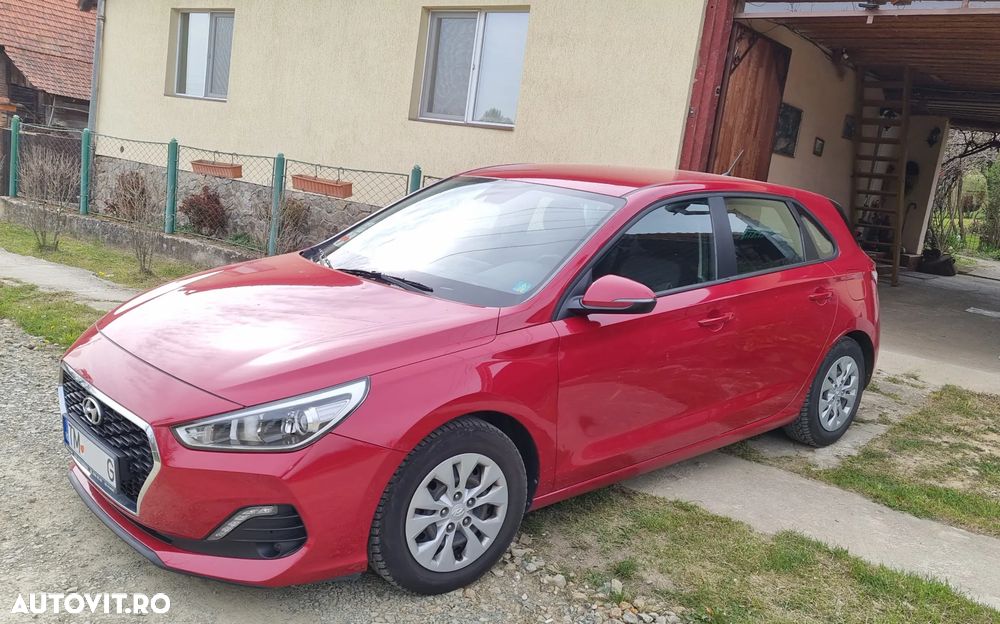 Hyundai i30 1.4 100CP 5DR M/T Comfort - 1