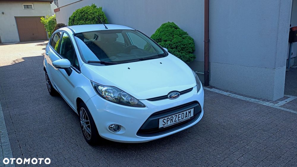 Ford Fiesta 1.25 Champions Edition - 4