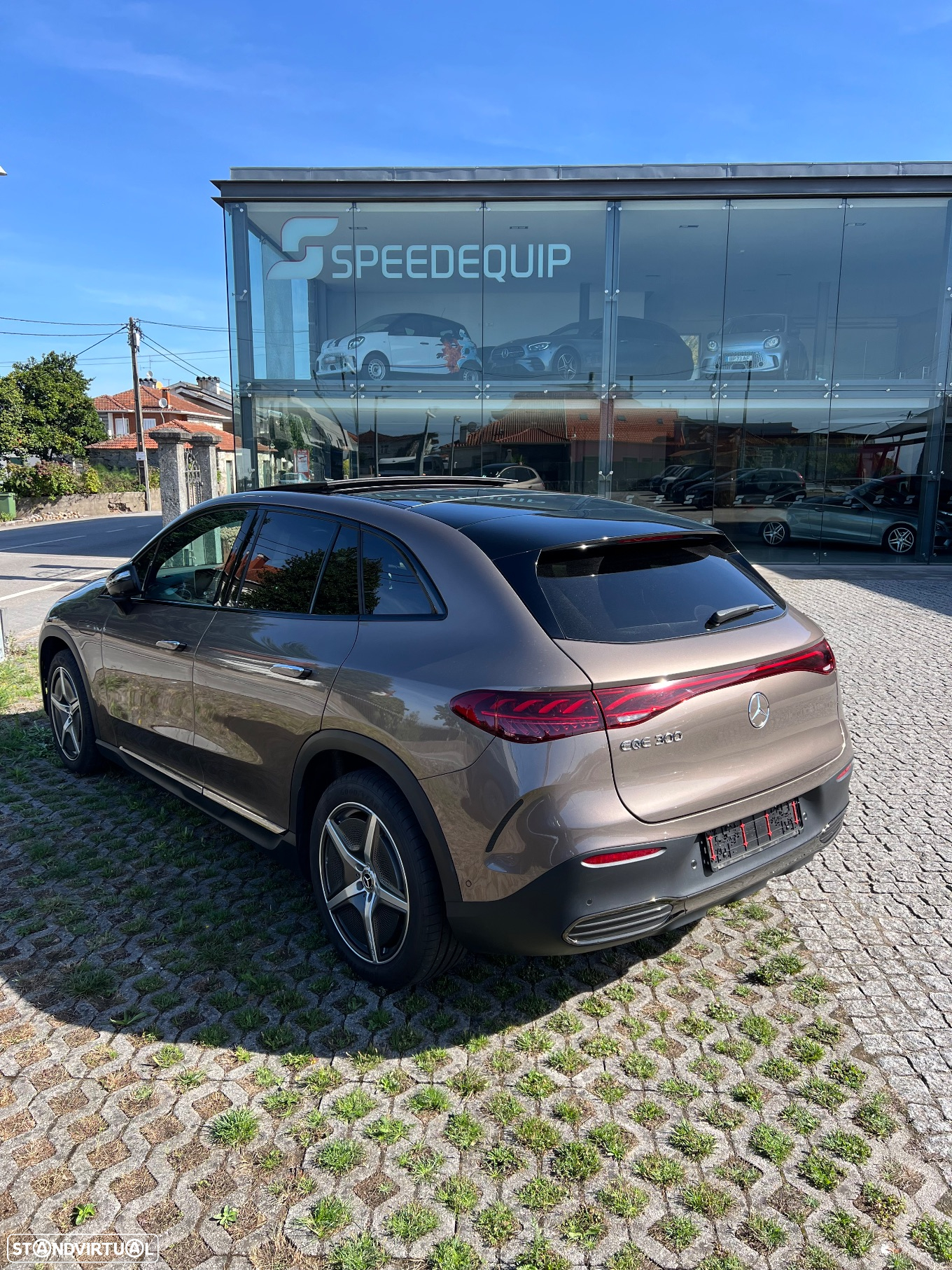 Mercedes-Benz EQE SUV 300 AMG Line - 36