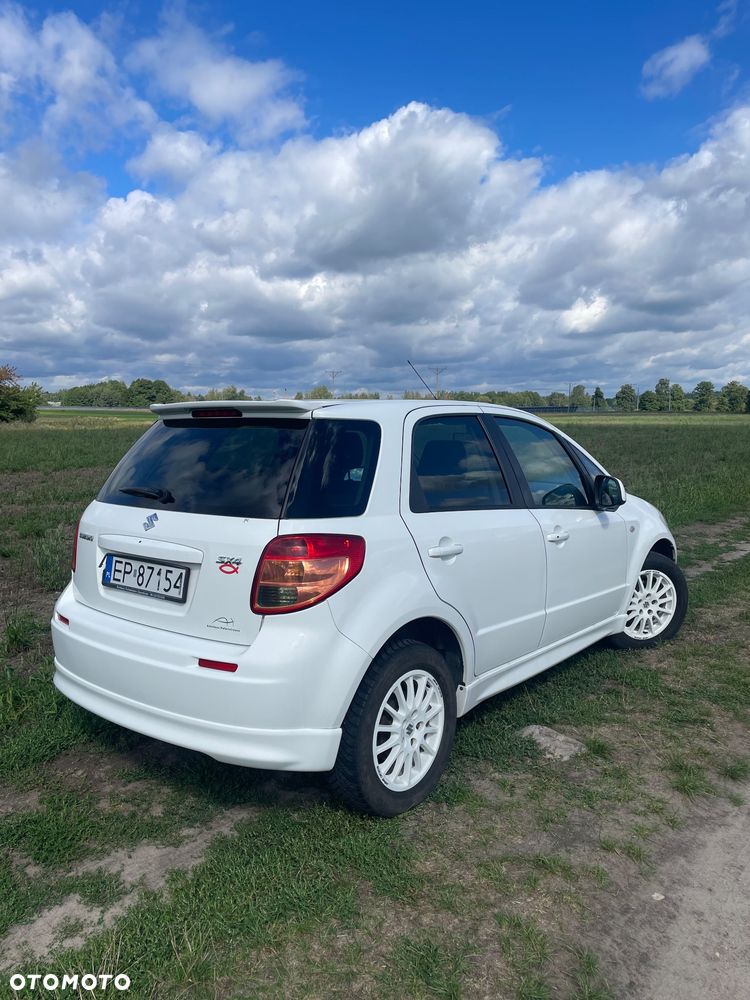 Suzuki SX4 - 3