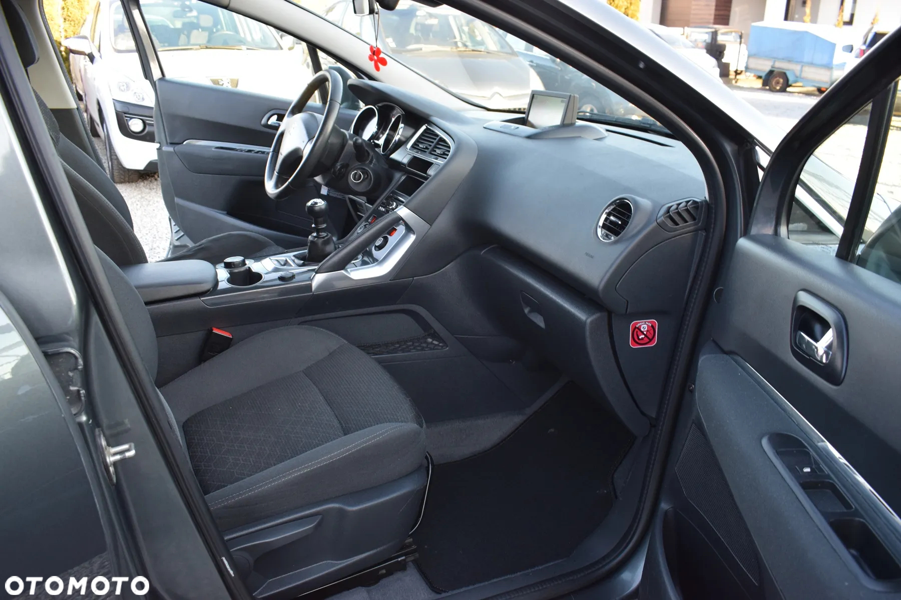 Peugeot 3008 HDi 115 Allure - 11