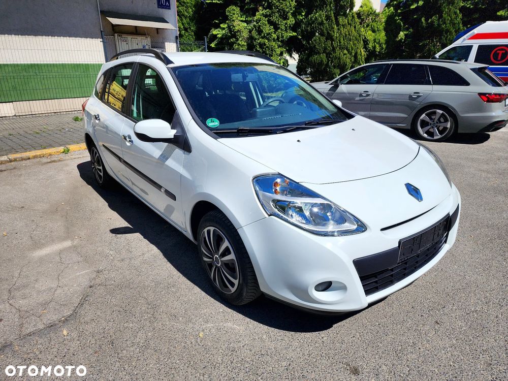 Renault Clio 1.2 16V 75 Expression - 4