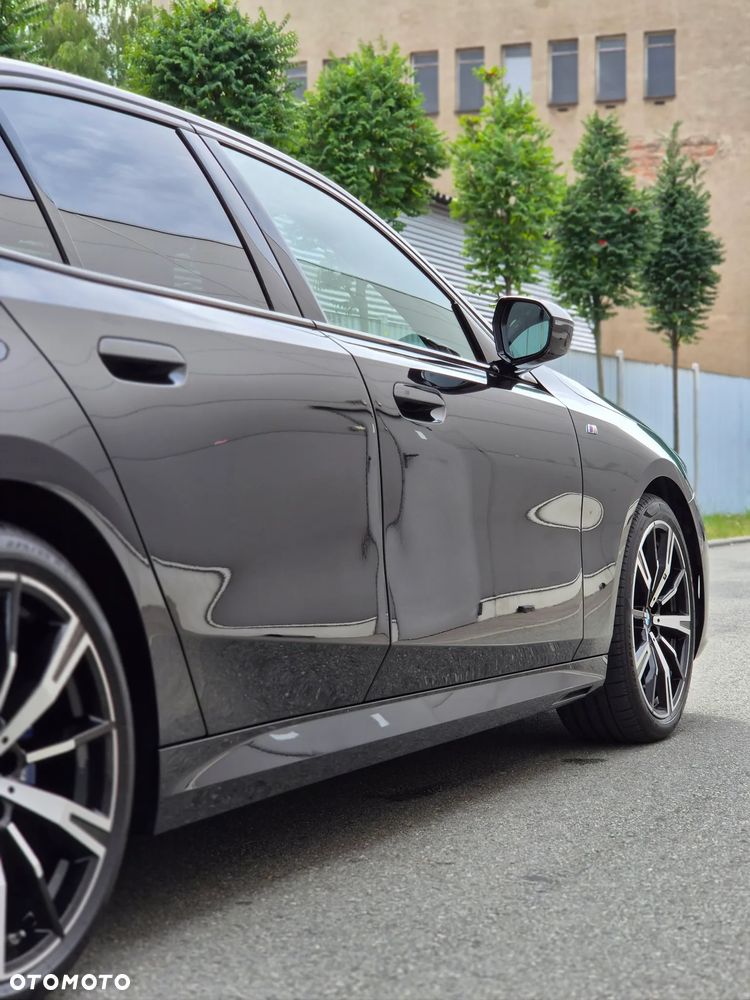 BMW Seria 5 520i mHEV M Sport - 21