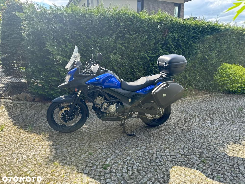 Suzuki V-STROM - 1