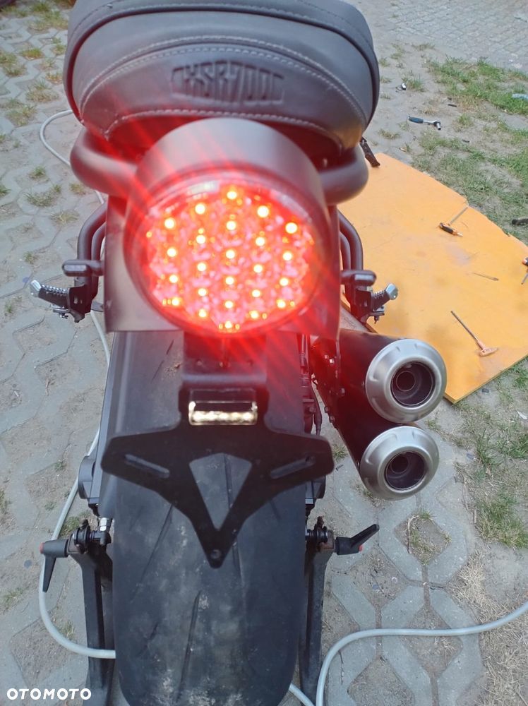 Yamaha XSR - 37