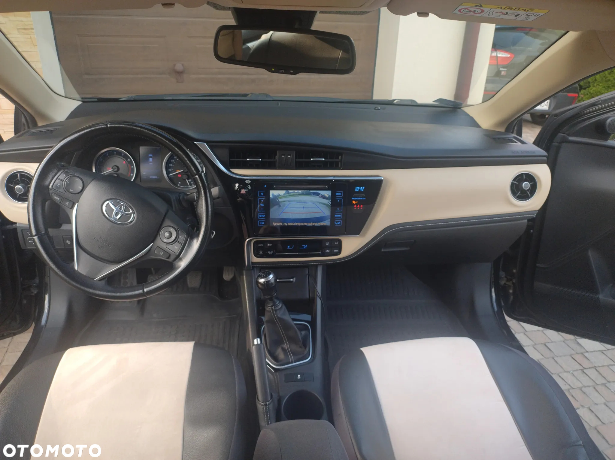 Toyota Corolla 1.6 Comfort - 5