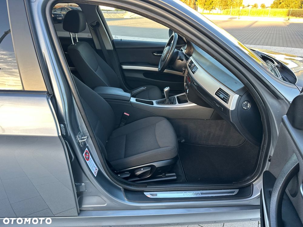 BMW Seria 3 320d DPF - 17