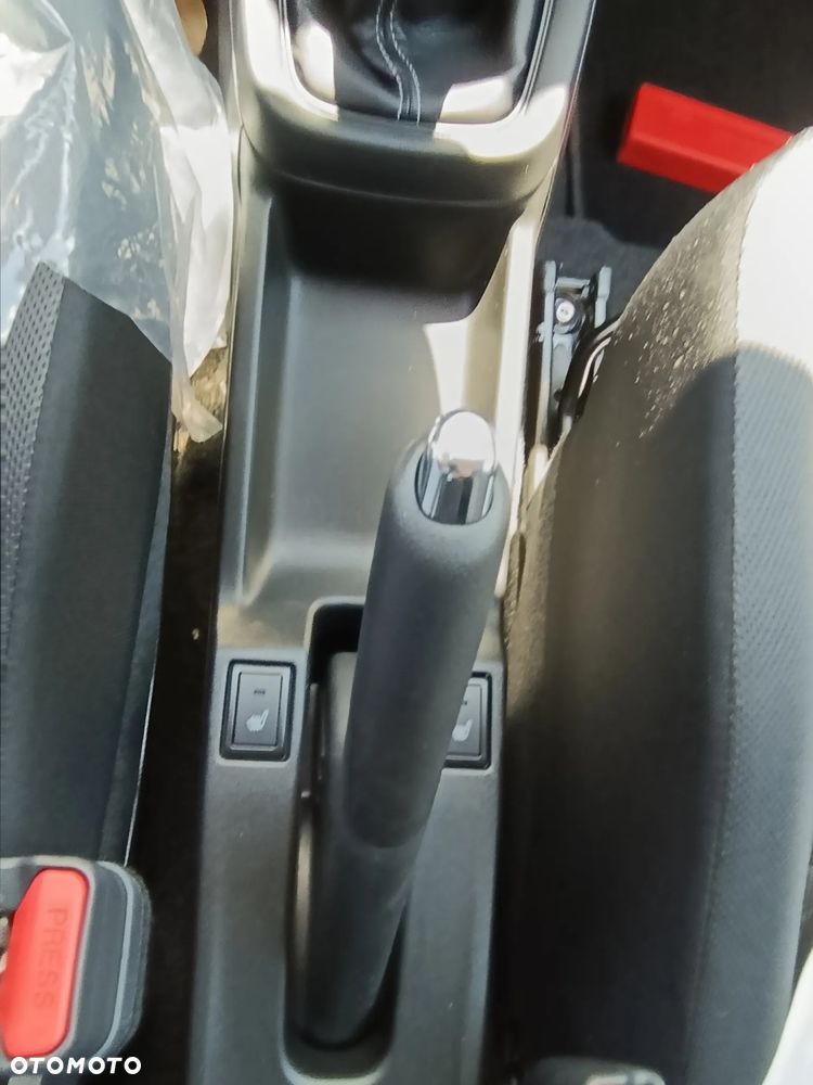 Suzuki Swift 1.2 Dualjet SHVS Premium Plus - 12
