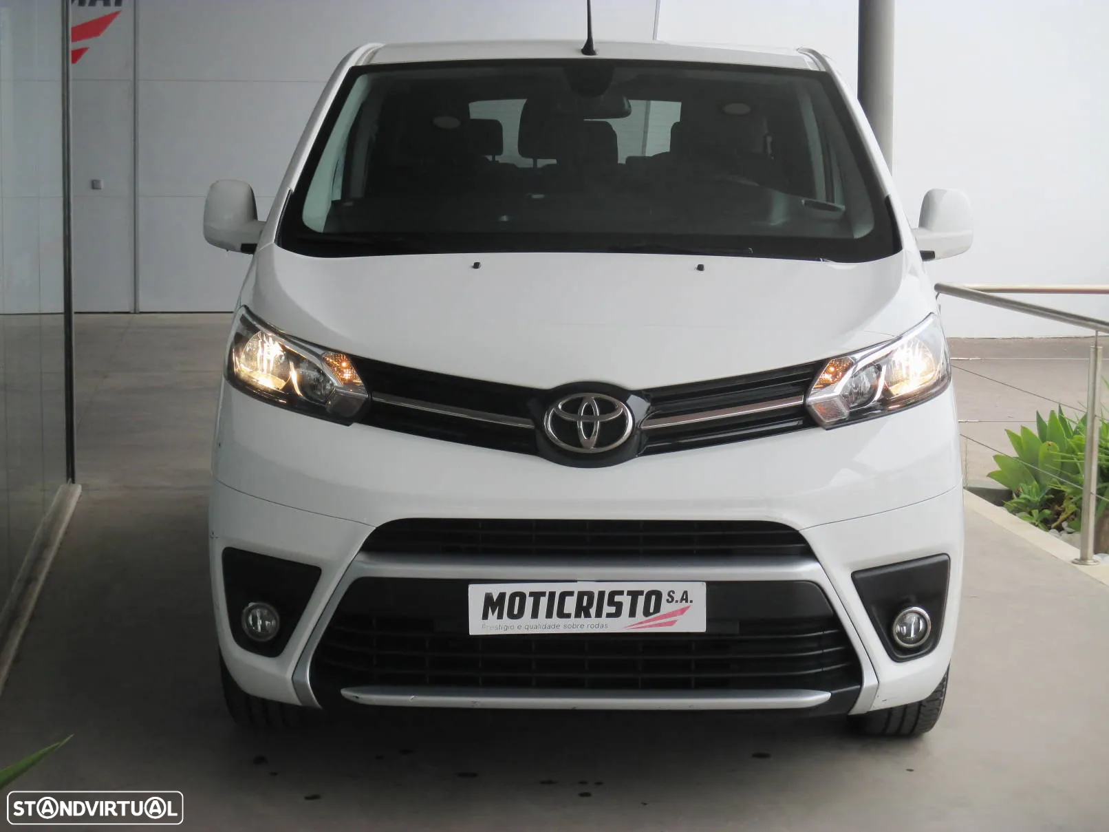Toyota Proace Verso 1.5 D-4D L2 1.2T Comfort 9L PDL - 2