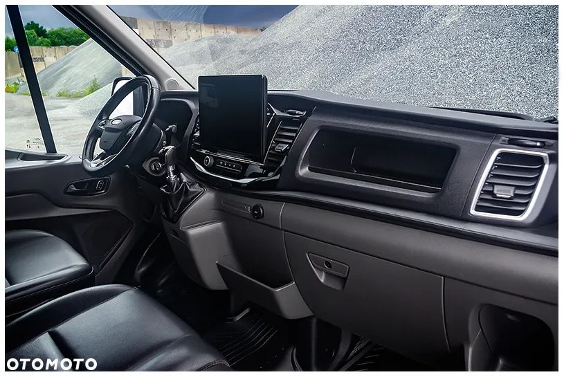 Ford Transit - 25
