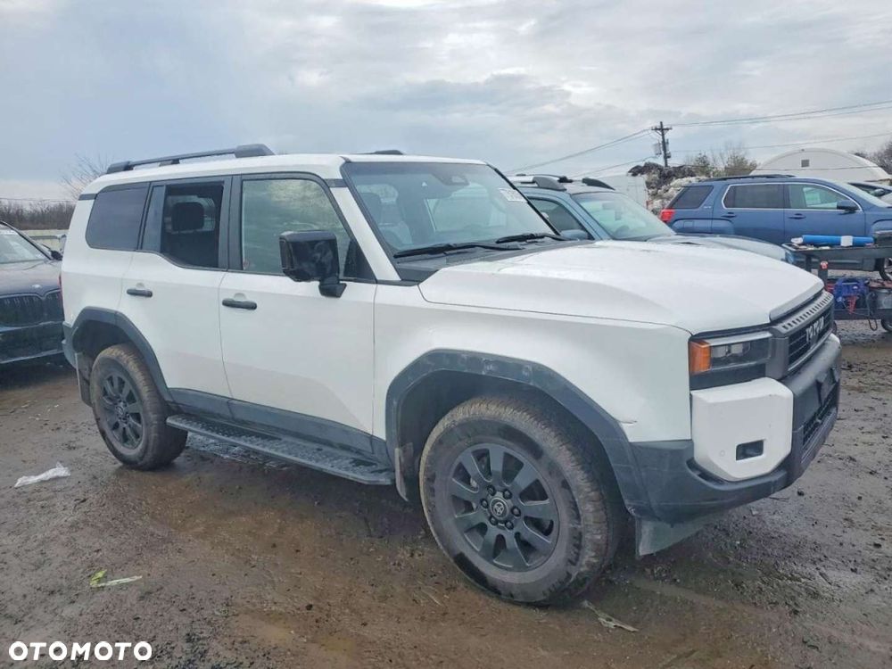 Toyota Land Cruiser - 3