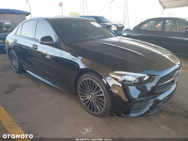 Mercedes-Benz Klasa C 300 9G-TRONIC AMG Line - 1