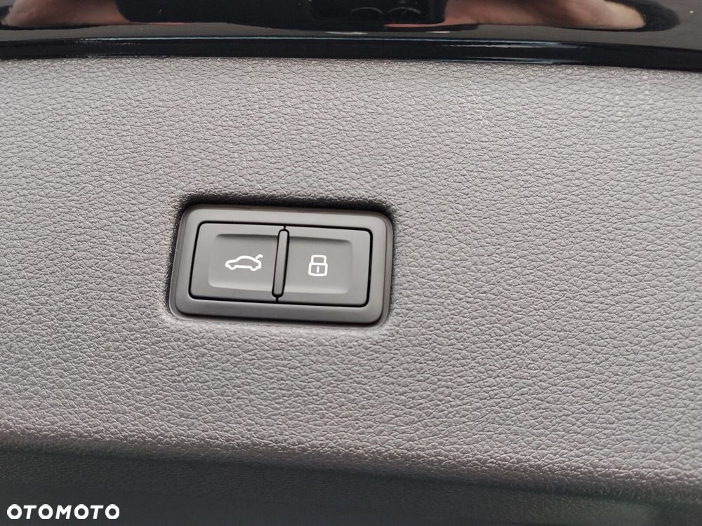 Audi Q8 - 12